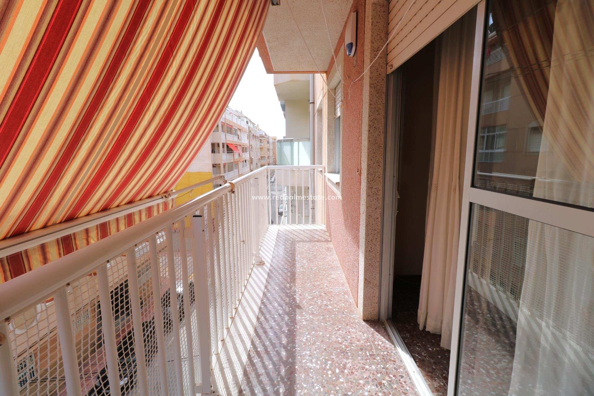 Revente - Appartement -
Torrevieja - El Acequión - Los Náufragos