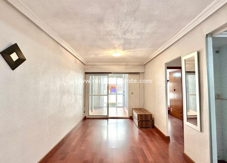 Revente - Appartement -
Torrevieja - El Acequión - Los Náufragos