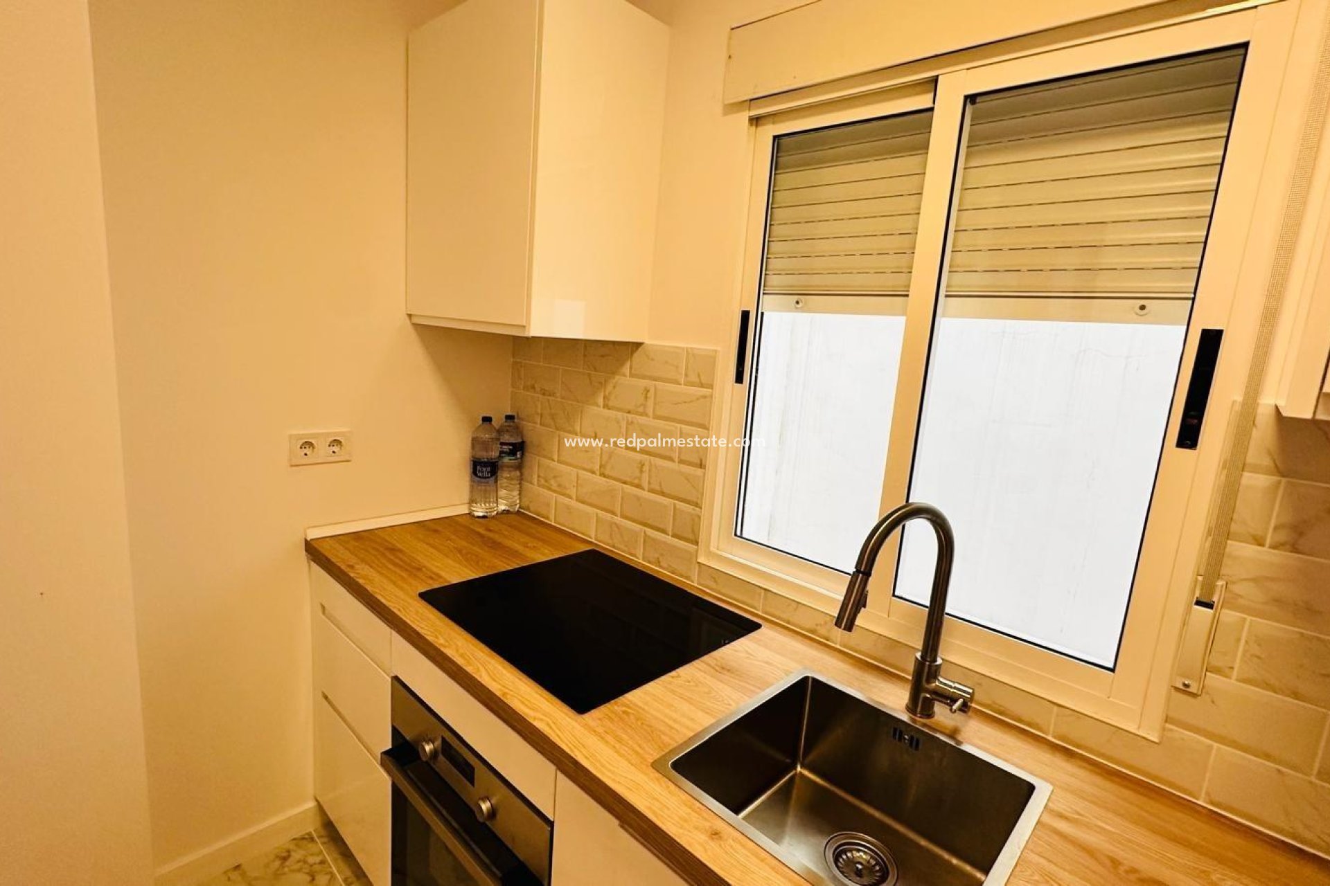 Revente - Appartement -
Torrevieja - El Acequión - Los Náufragos