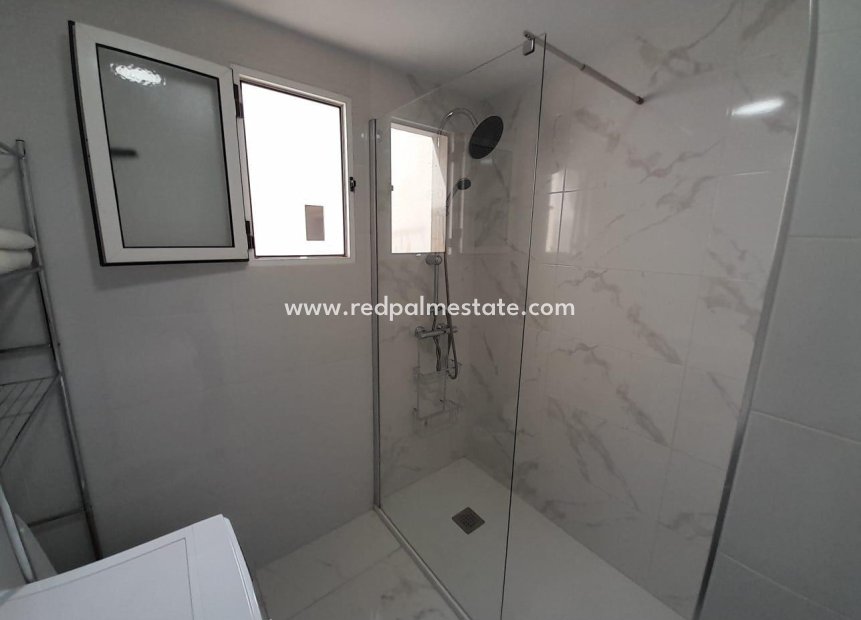 Revente - Appartement -
Torrevieja - El molino