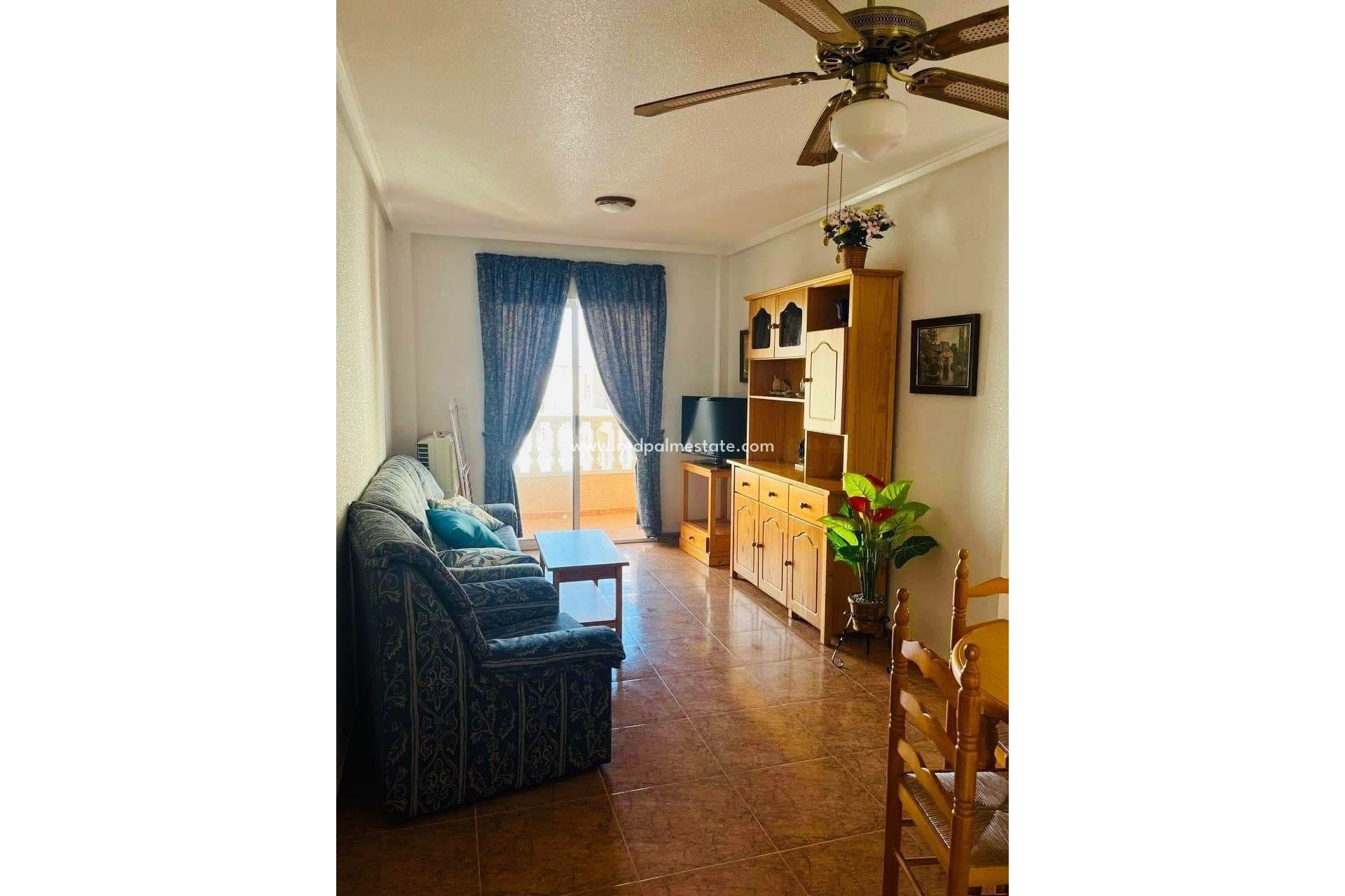 Revente - Appartement -
Torrevieja - El molino