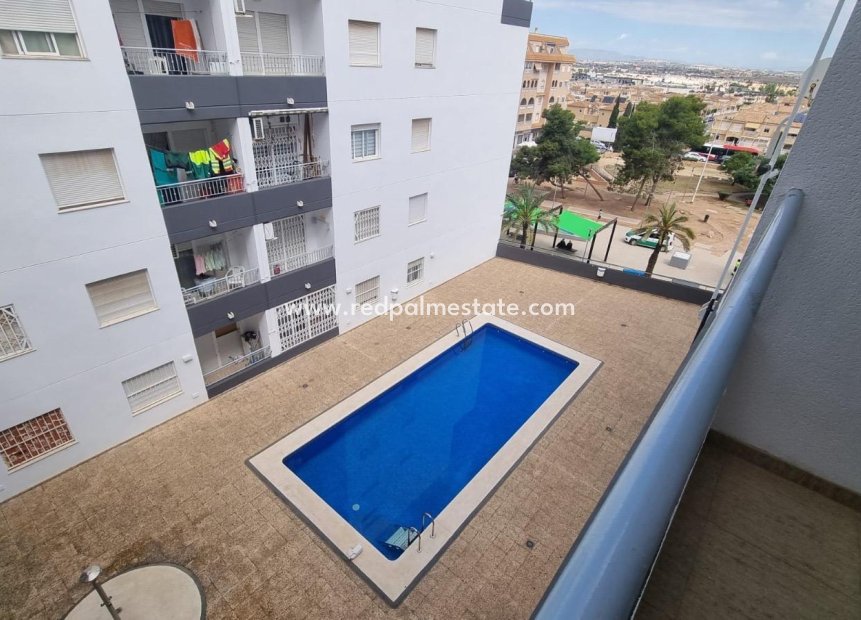 Revente - Appartement -
Torrevieja - El molino