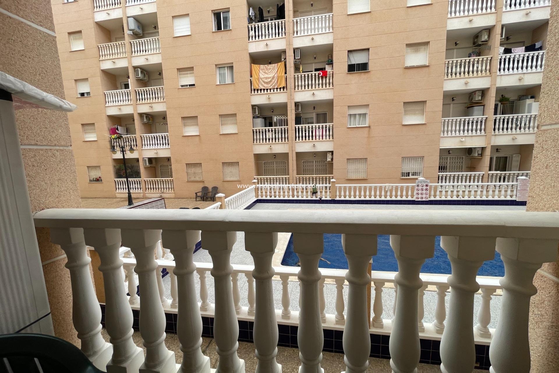 Revente - Appartement -
Torrevieja - Estacion de autobuses