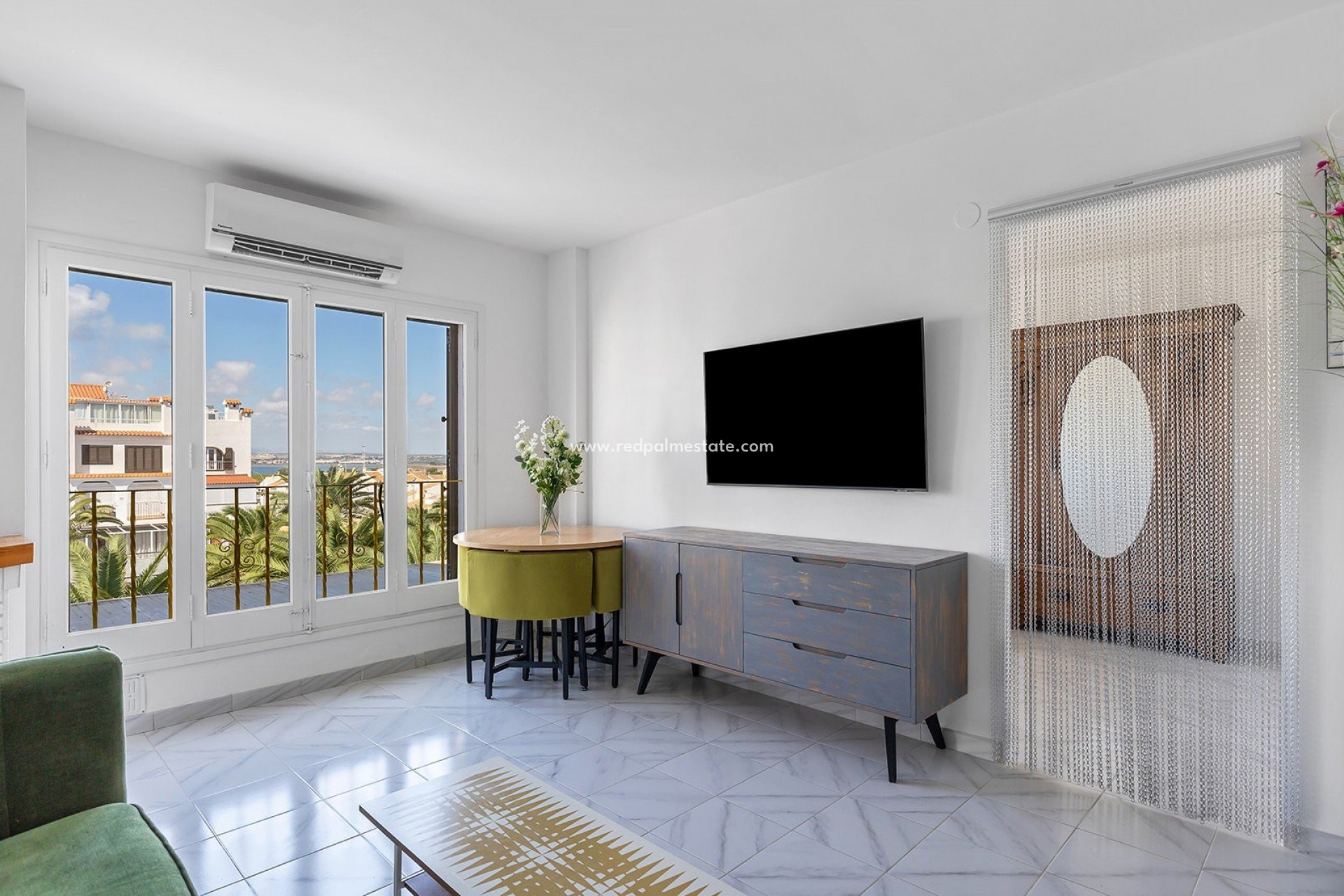 Revente - Appartement -
Torrevieja - La Mata