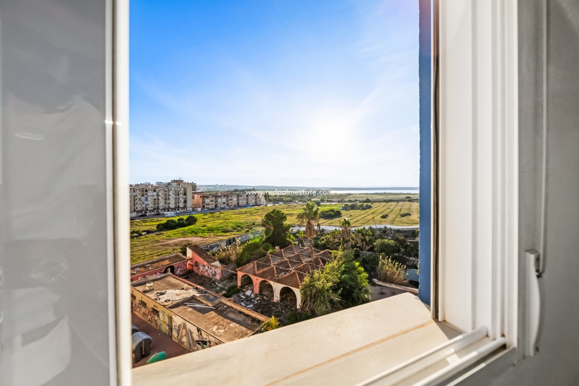 Revente - Appartement -
Torrevieja - La Mata