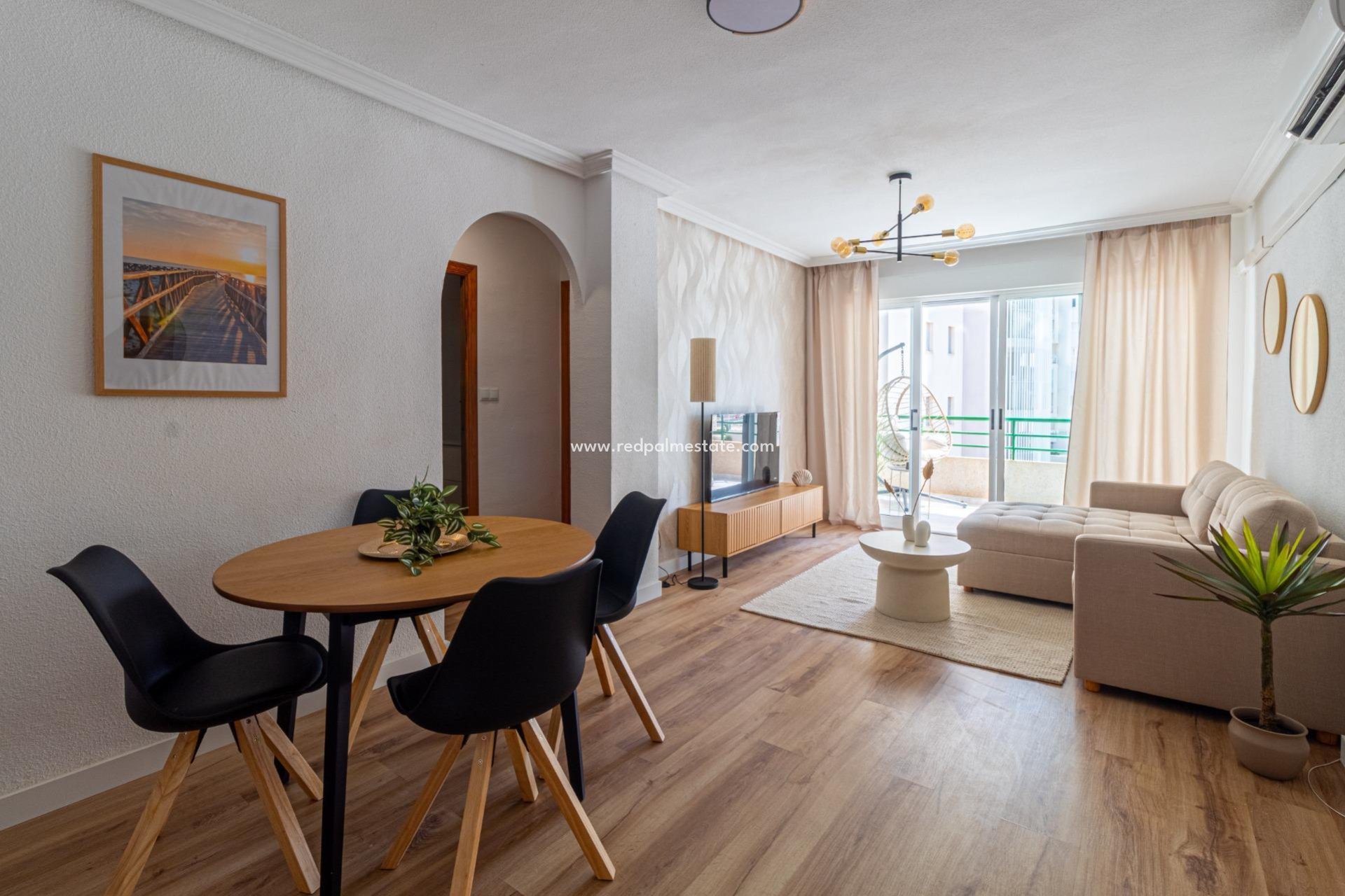 Revente - Appartement -
Torrevieja - La Mata