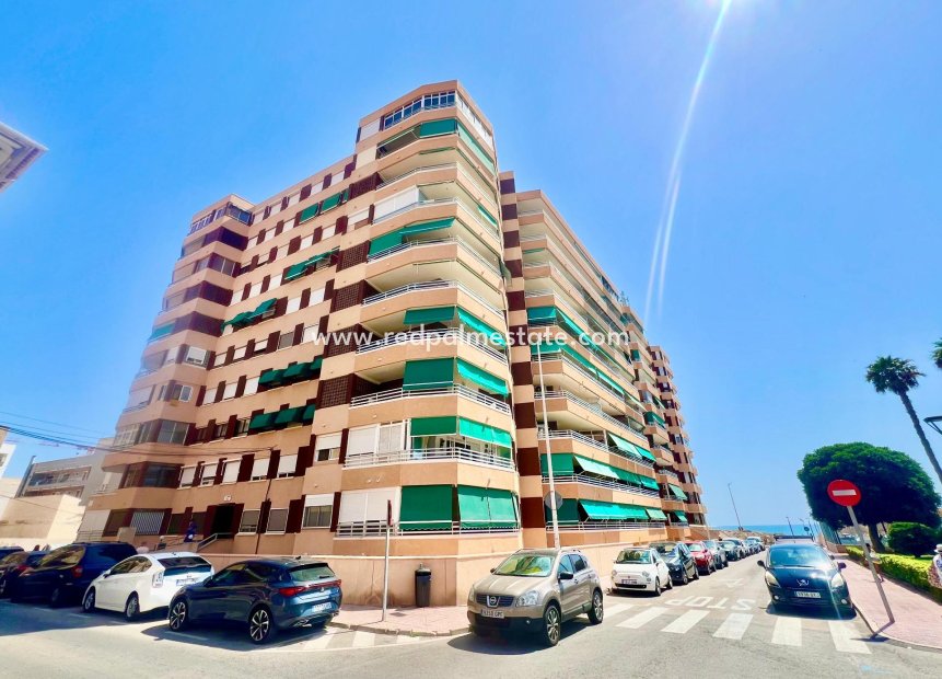 Revente - Appartement -
Torrevieja - La Mata