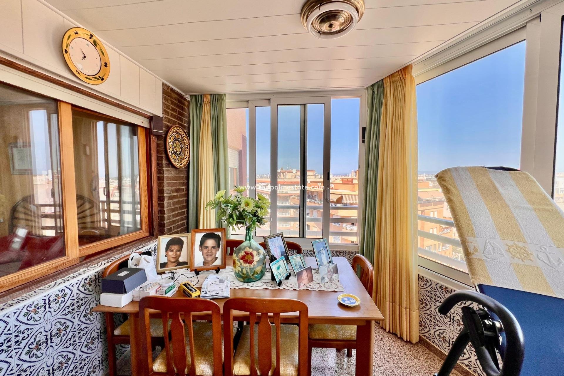 Revente - Appartement -
Torrevieja - La Mata