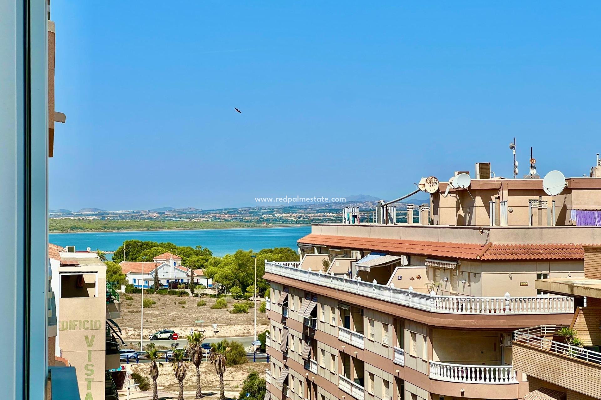 Revente - Appartement -
Torrevieja - La Mata