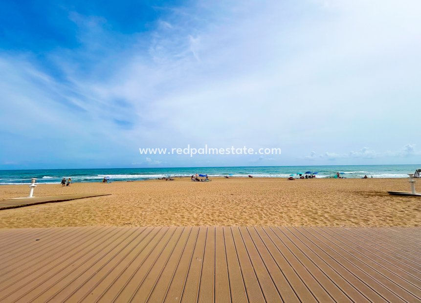 Revente - Appartement -
Torrevieja - La Mata