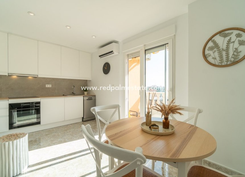 Revente - Appartement -
Torrevieja - La Mata