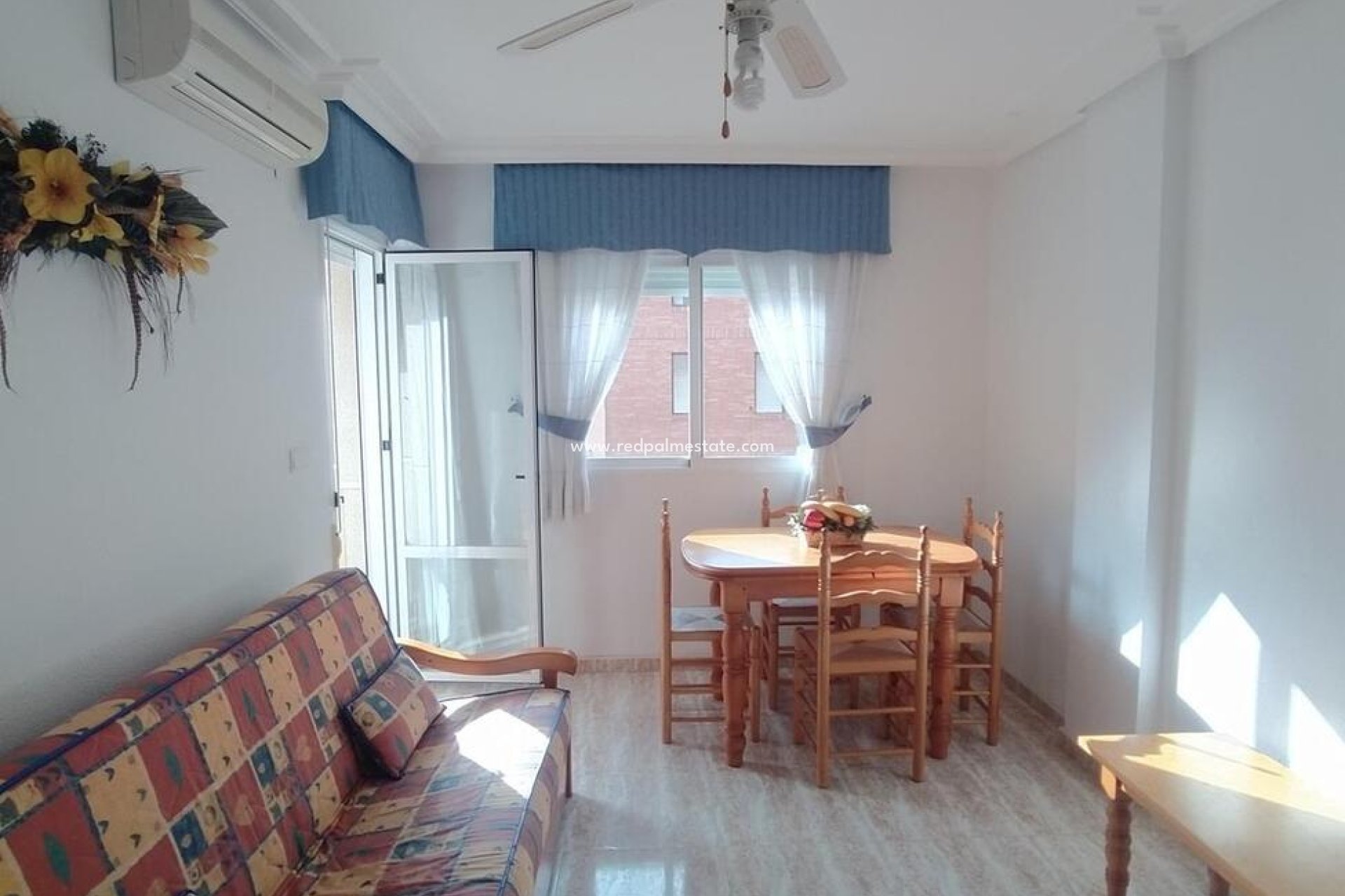 Revente - Appartement -
Torrevieja - La Mata