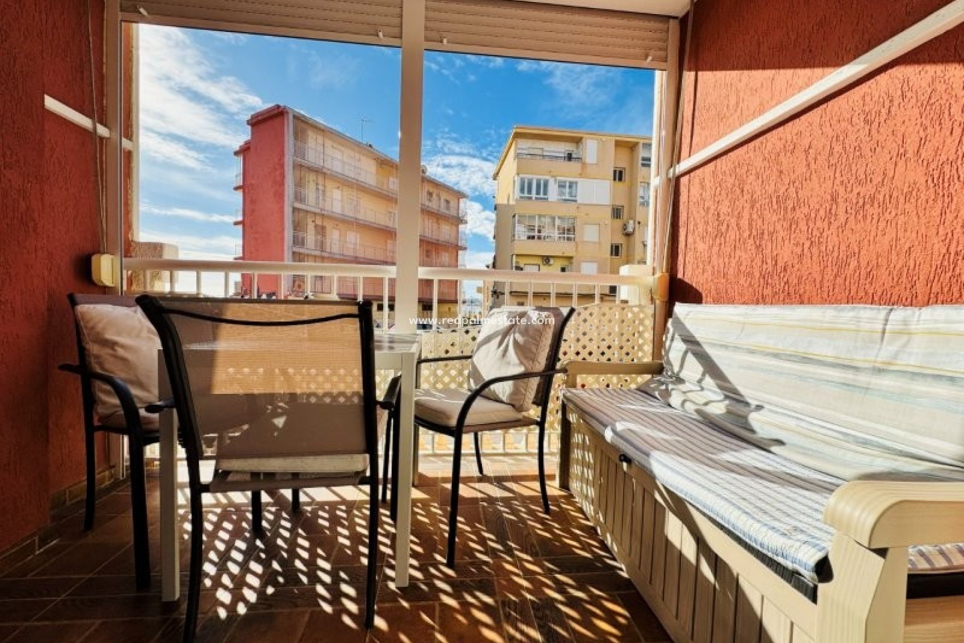 Revente - Appartement -
Torrevieja - La Mata