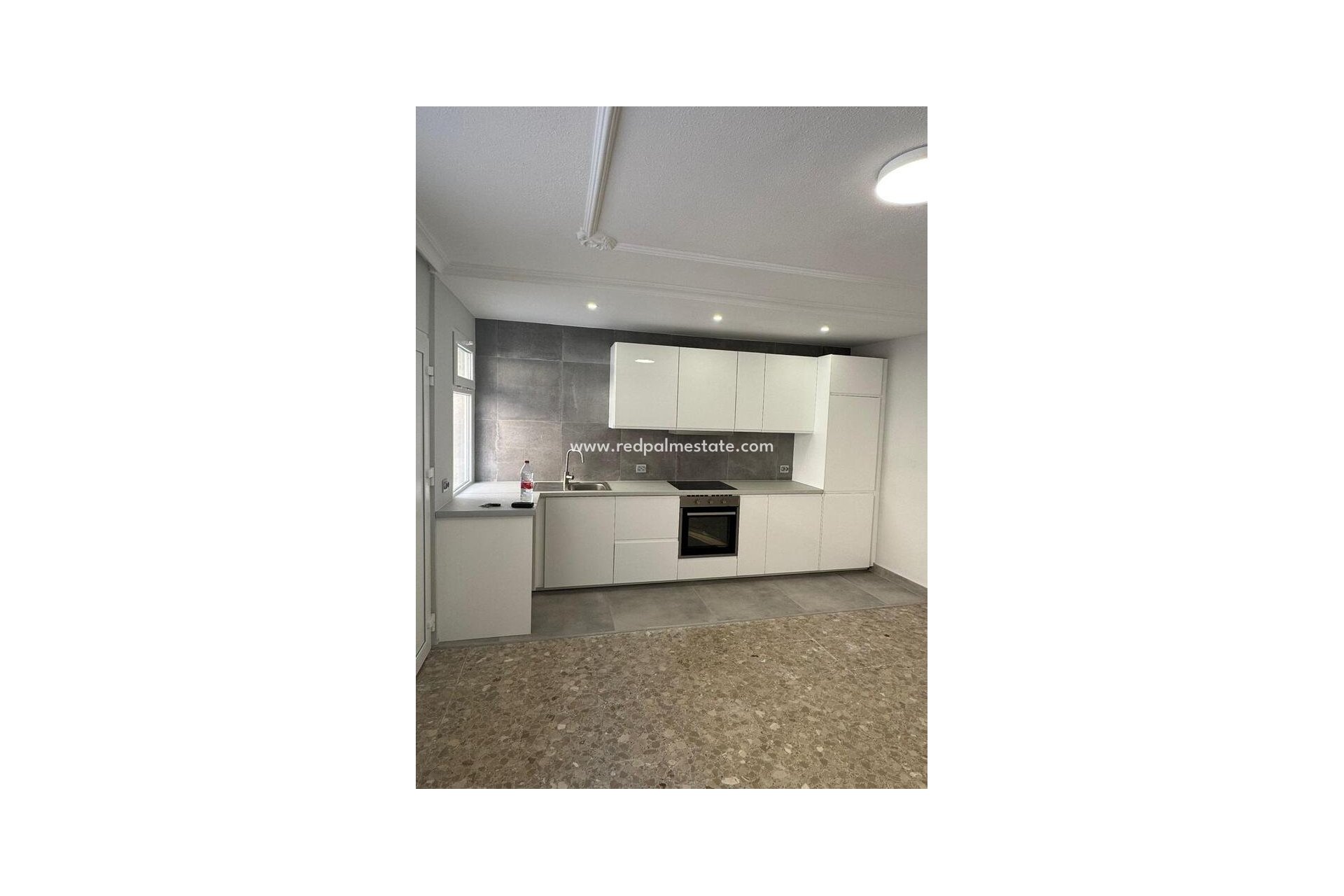 Revente - Appartement -
Torrevieja - La Mata