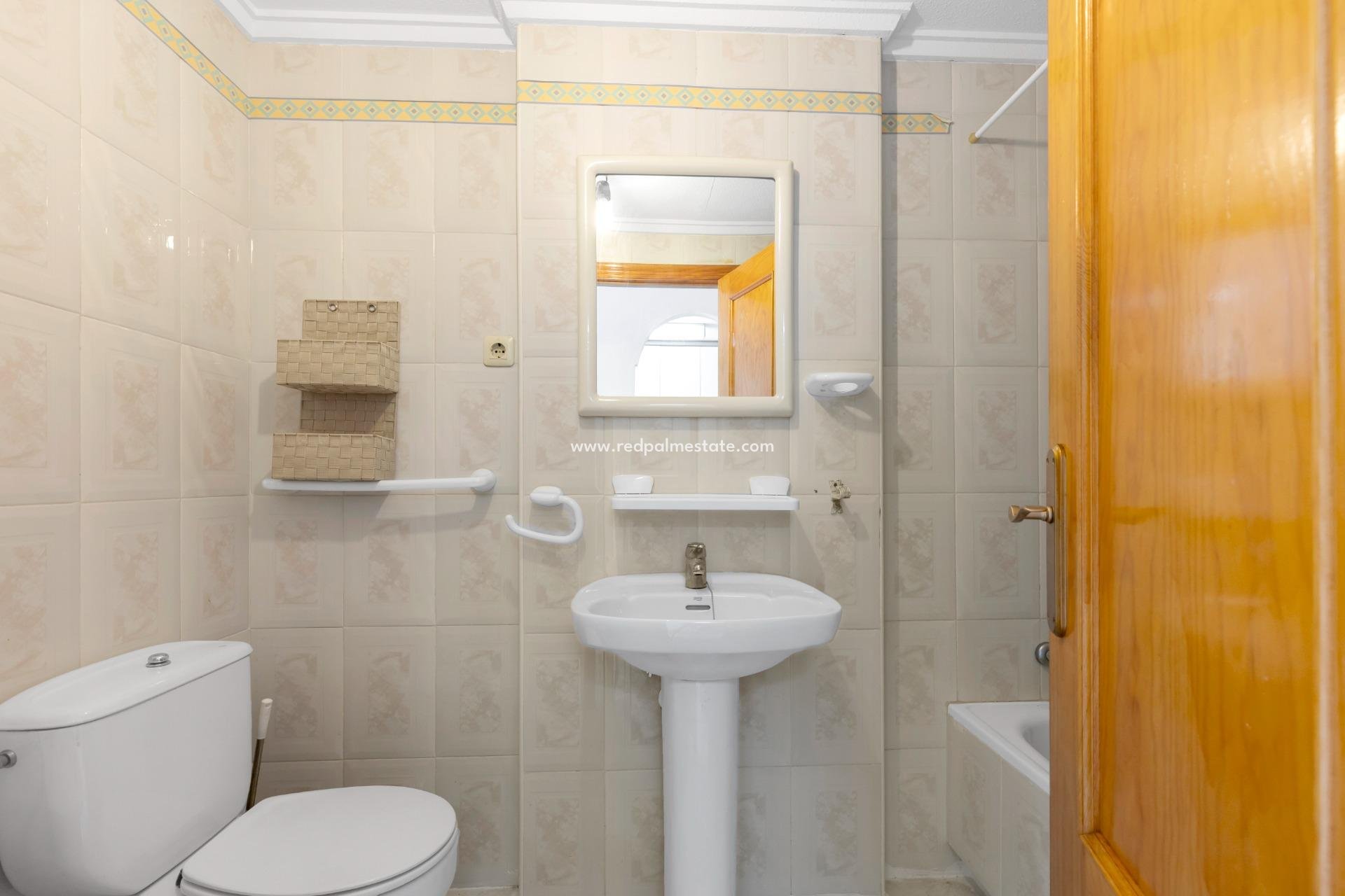 Revente - Appartement -
Torrevieja - La Mata