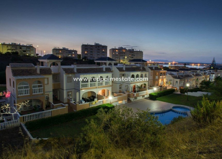 Revente - Appartement -
Torrevieja - La Mata