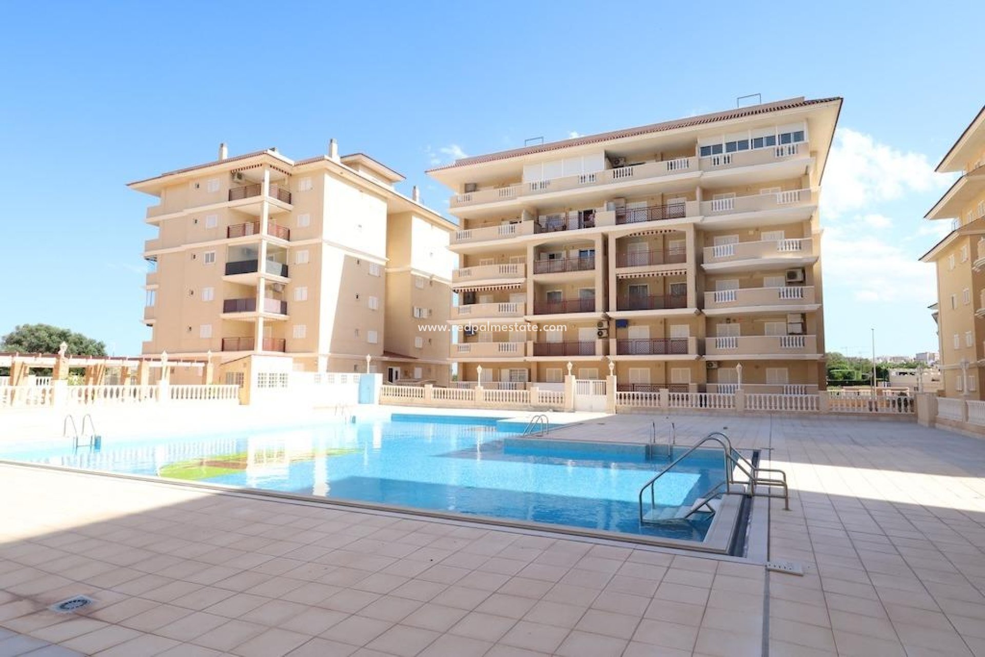Revente - Appartement -
Torrevieja - La Mata