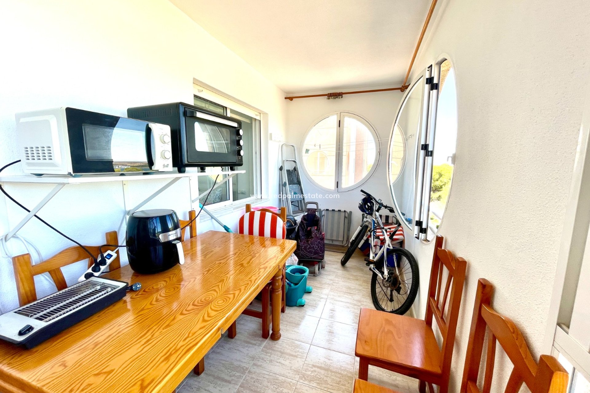 Revente - Appartement -
Torrevieja - La Siesta - El Salado - Torreta