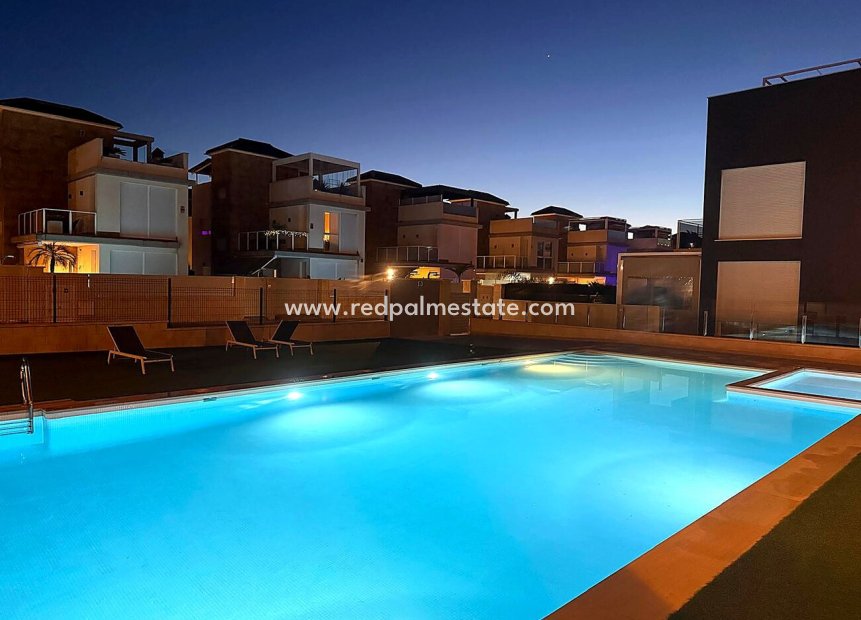 Revente - Appartement -
Torrevieja - La Siesta - El Salado - Torreta