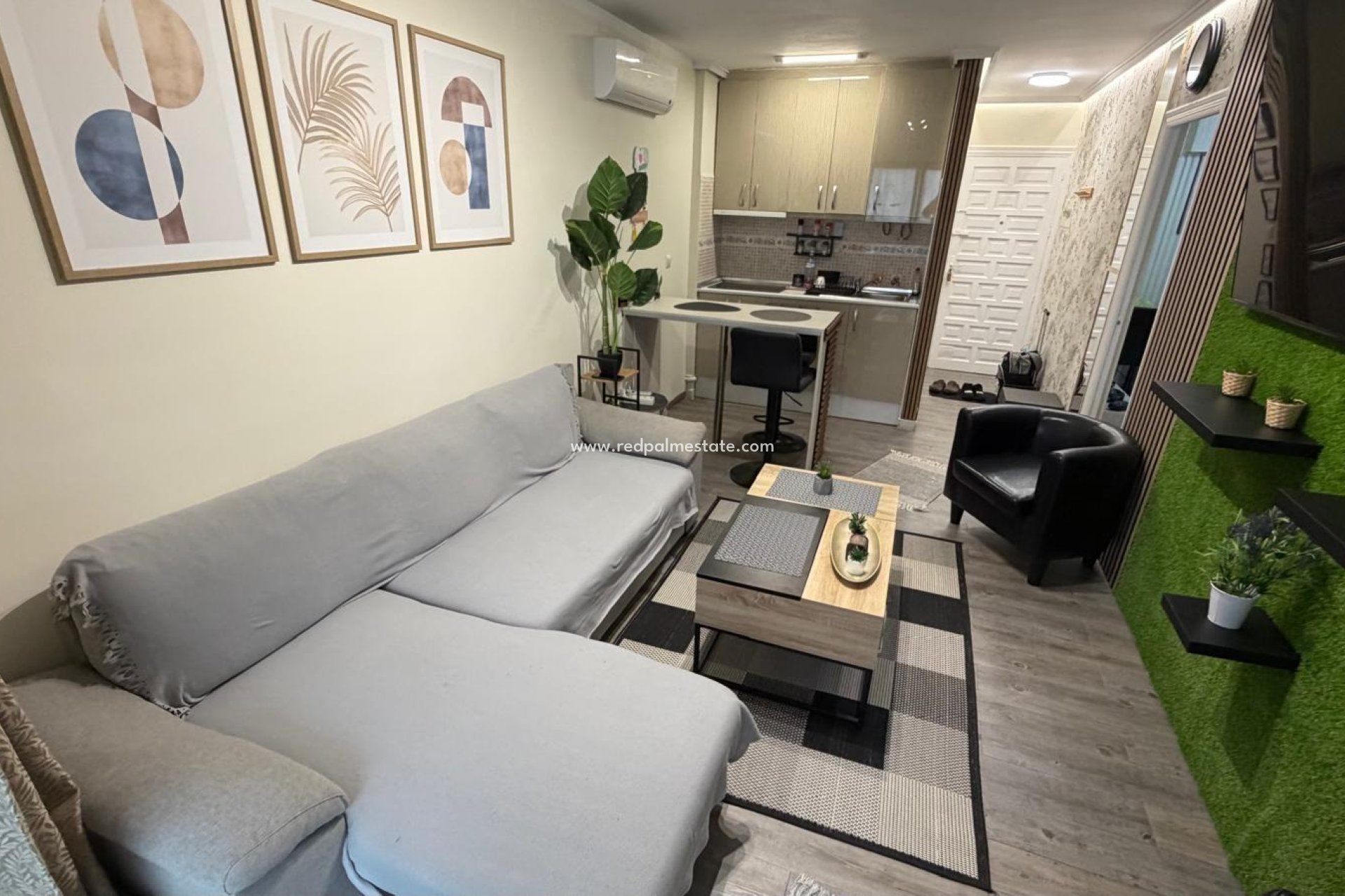 Revente - Appartement -
Torrevieja - La Siesta - El Salado - Torreta