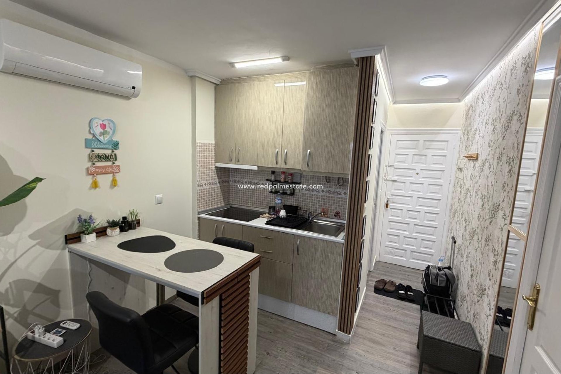 Revente - Appartement -
Torrevieja - La Siesta - El Salado - Torreta