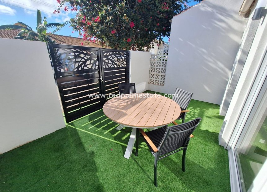 Revente - Appartement -
Torrevieja - La Siesta - El Salado - Torreta