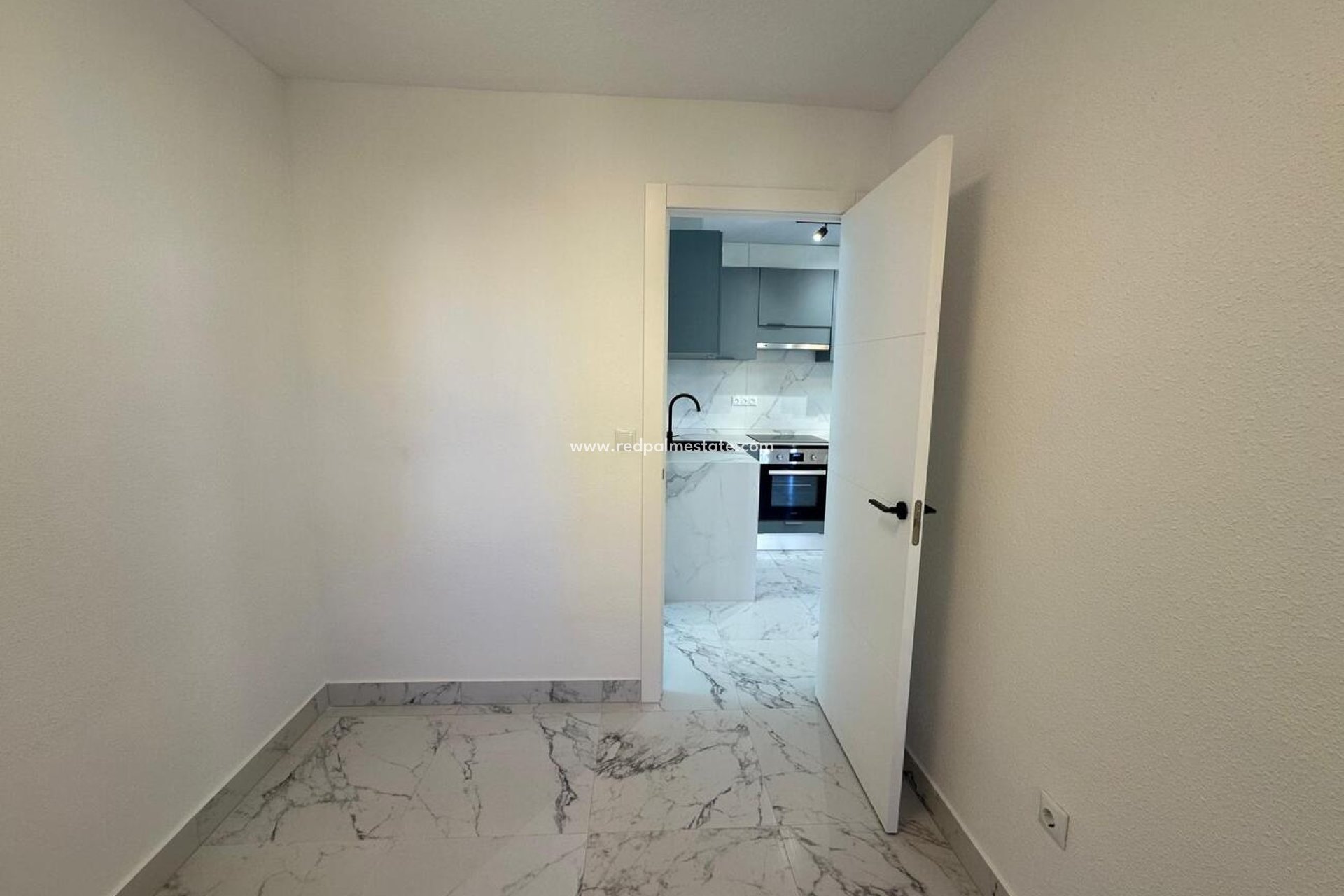 Revente - Appartement -
Torrevieja - La Veleta