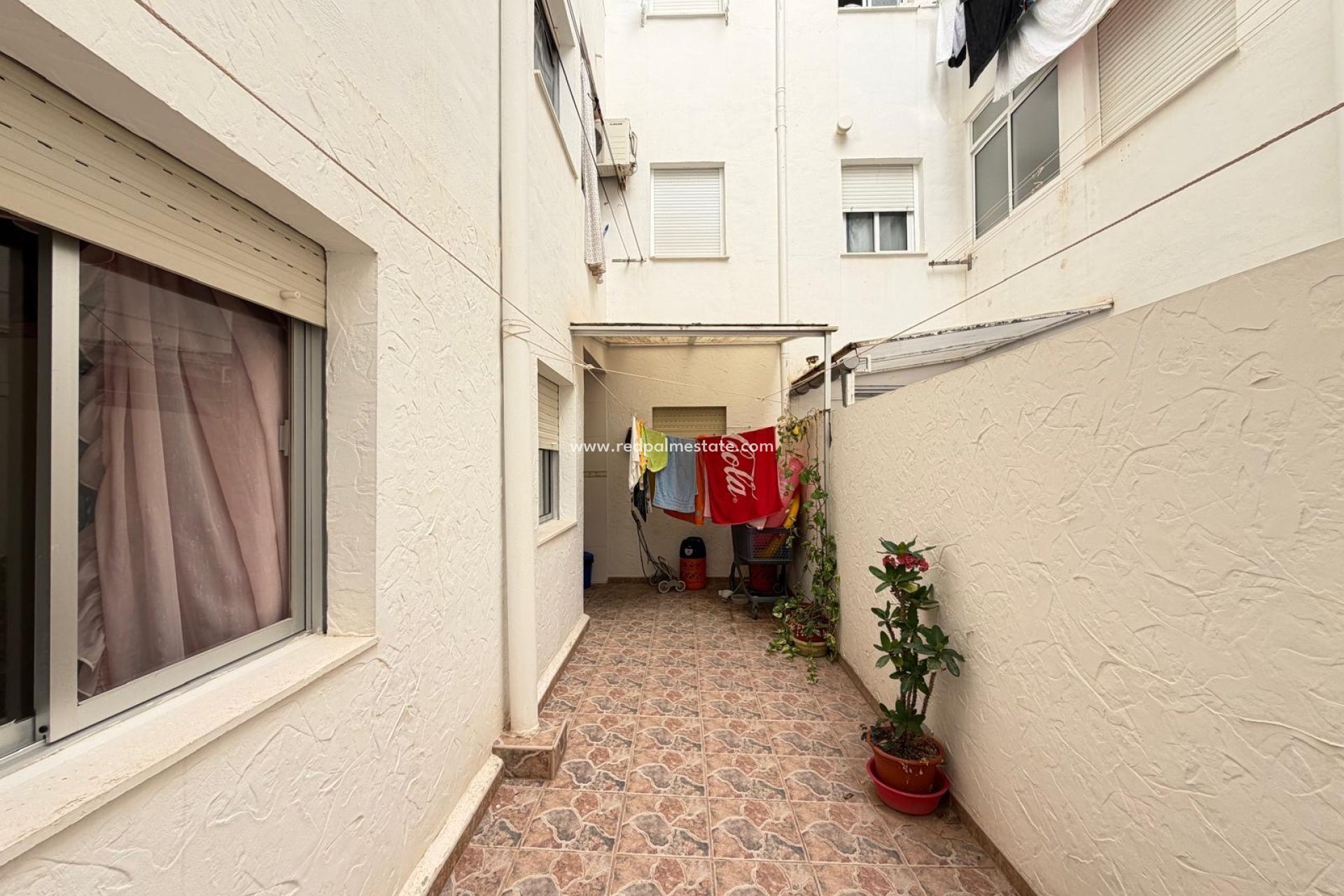 Revente - Appartement -
Torrevieja - Las Piscinas Naturales
