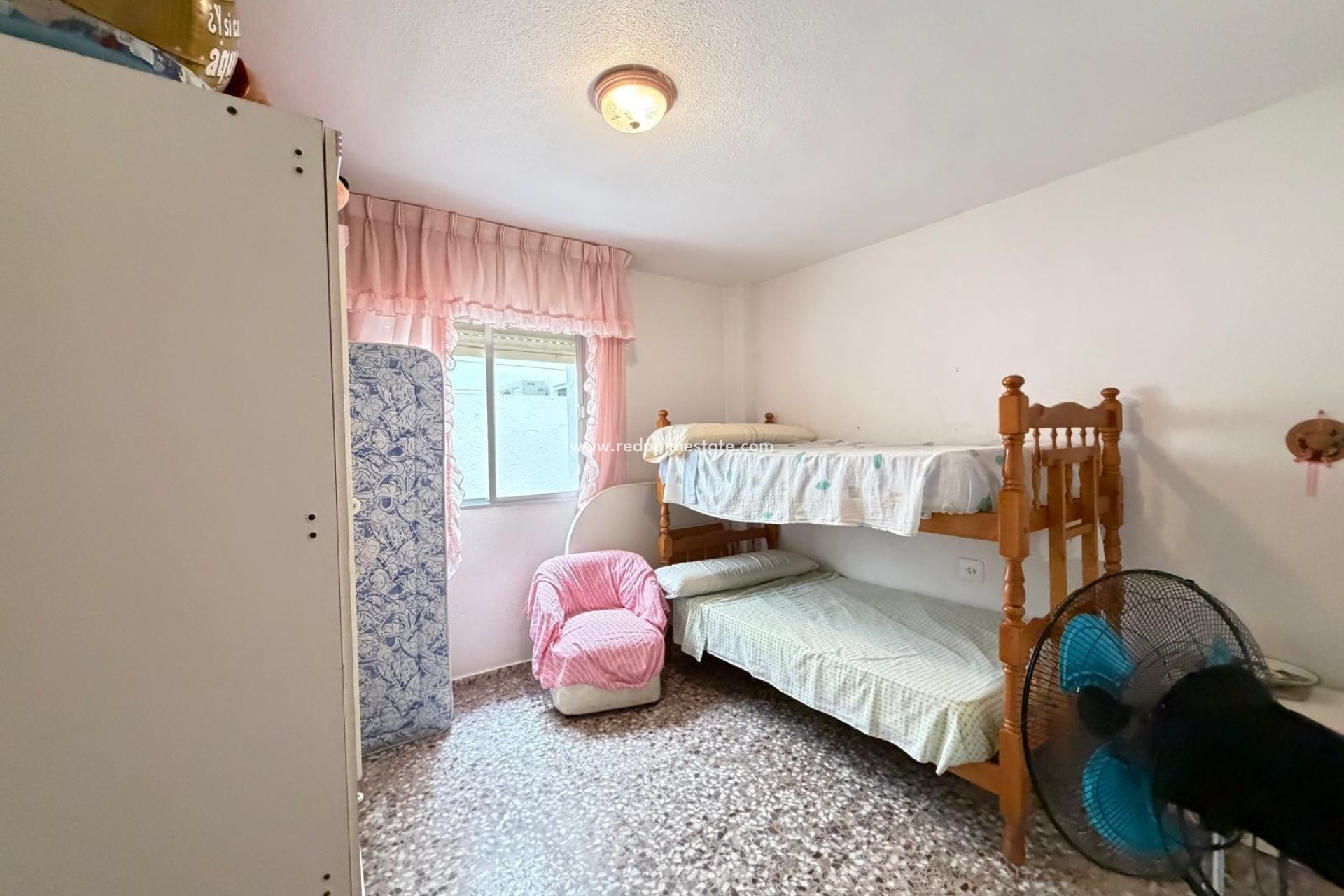 Revente - Appartement -
Torrevieja - Las Piscinas Naturales
