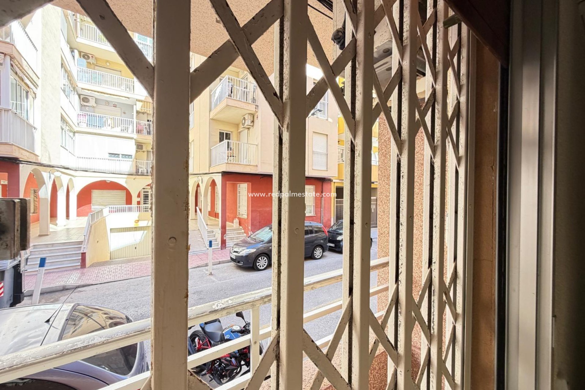 Revente - Appartement -
Torrevieja - Las Piscinas Naturales