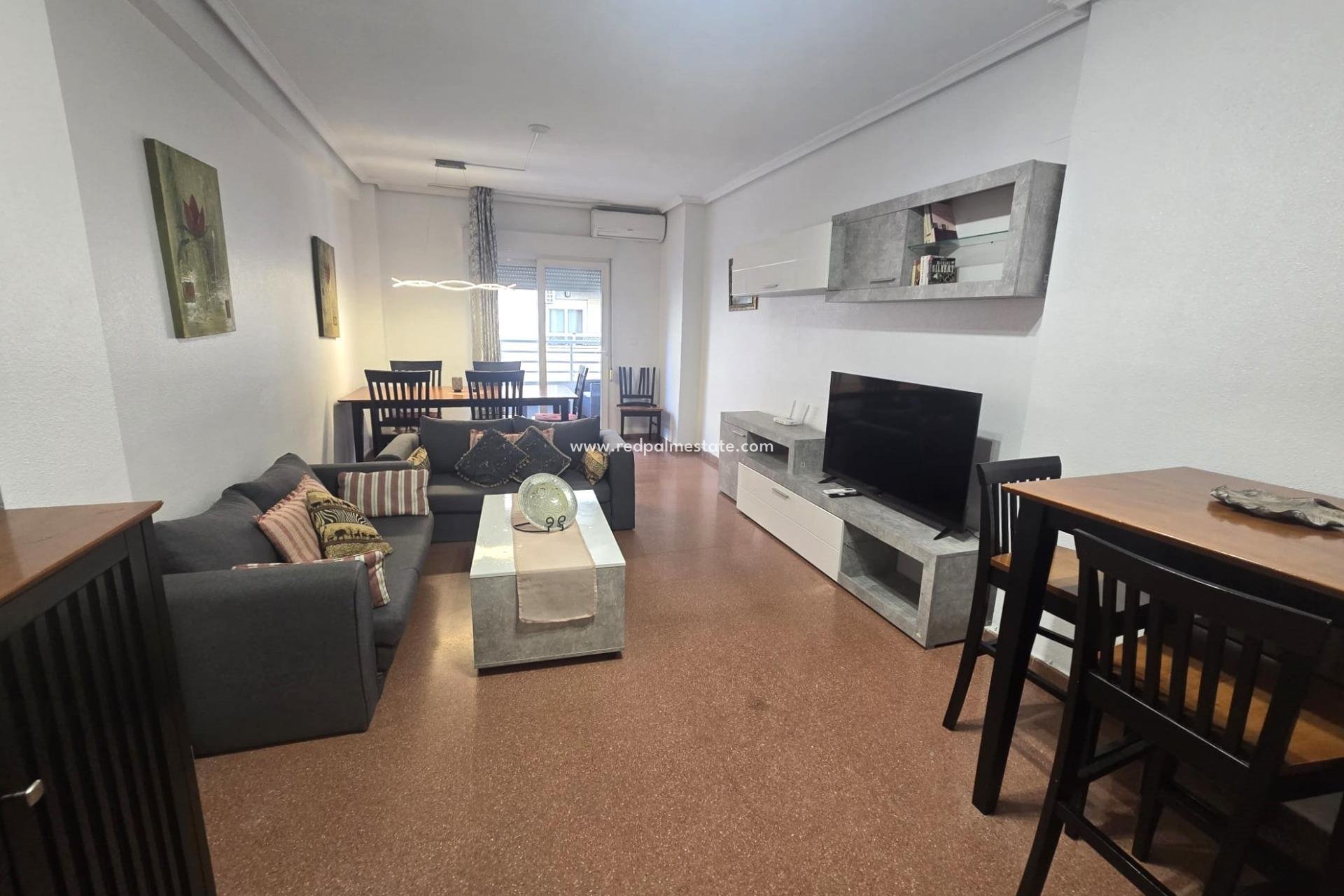 Revente - Appartement -
Torrevieja - Las Piscinas Naturales