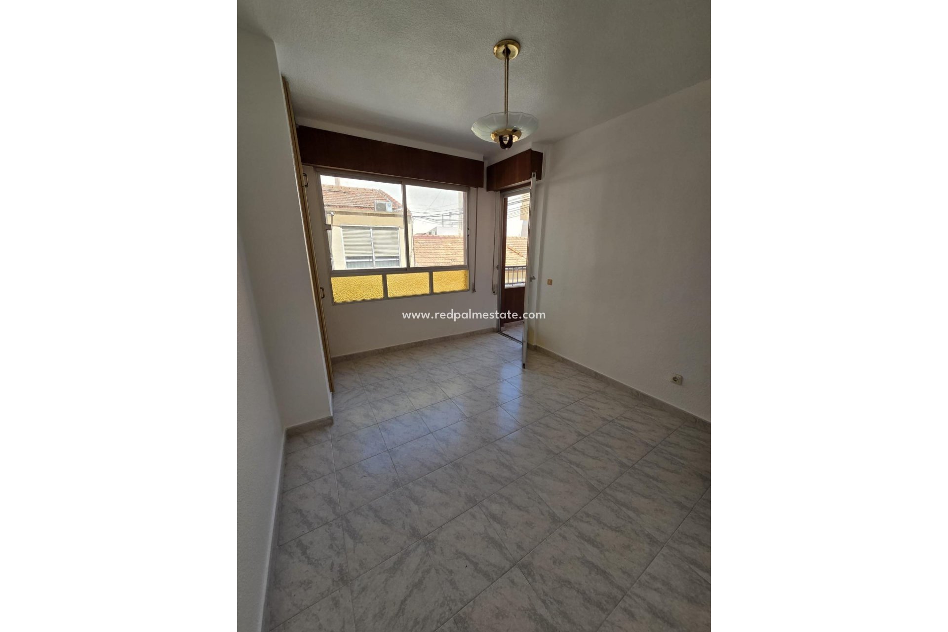 Revente - Appartement -
Torrevieja - Las Piscinas Naturales