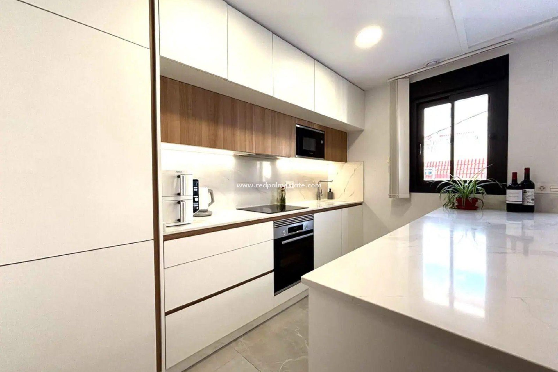 Revente - Appartement -
Torrevieja - Las Piscinas Naturales