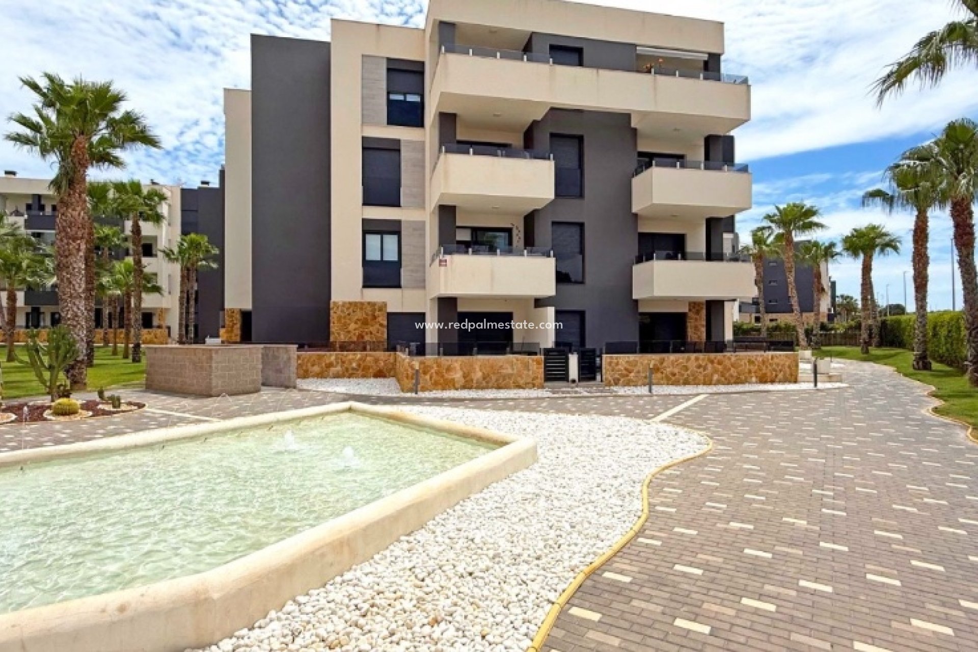 Revente - Appartement -
Torrevieja - Los altos