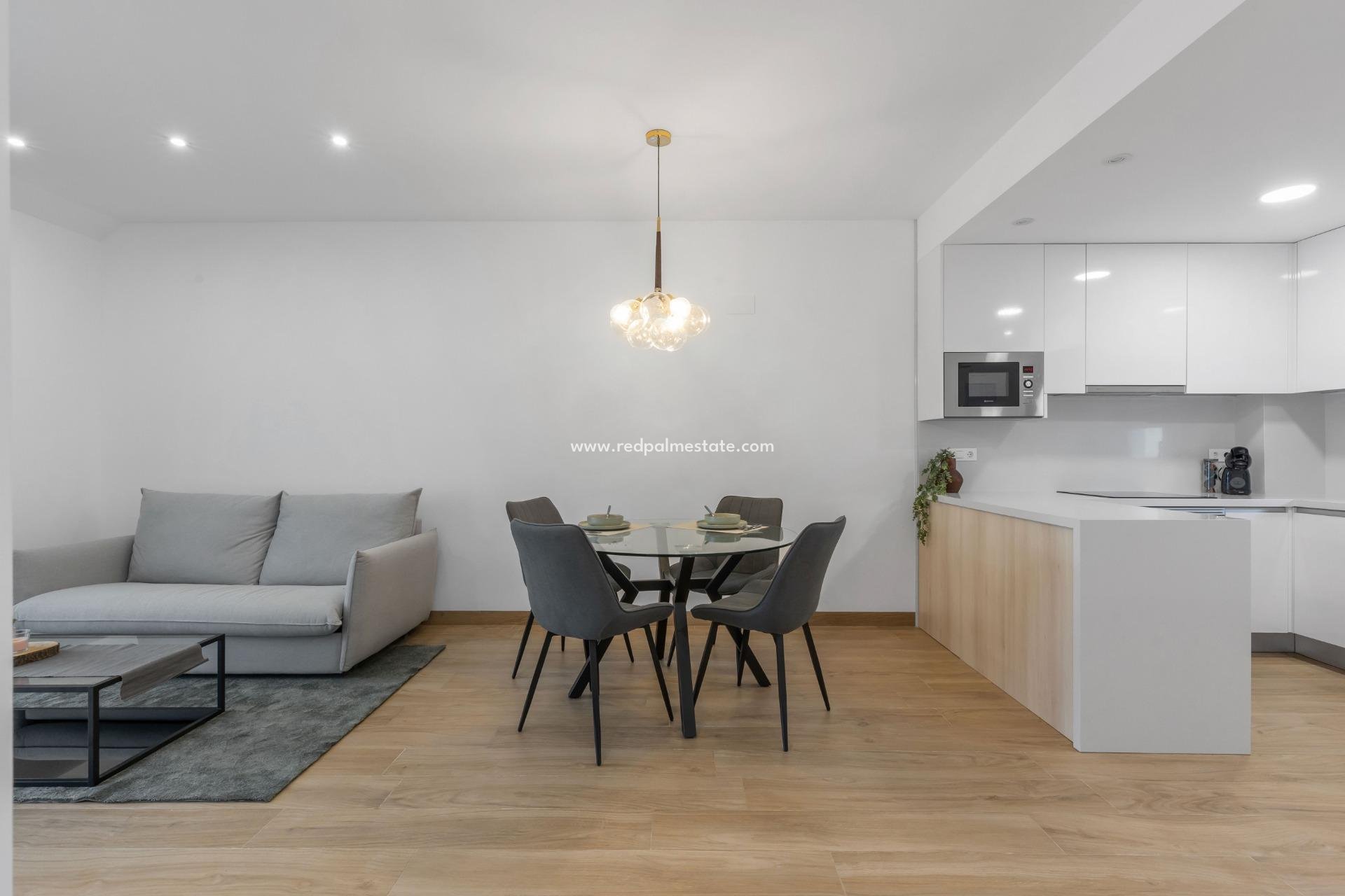 Revente - Appartement -
Torrevieja - Los balcones