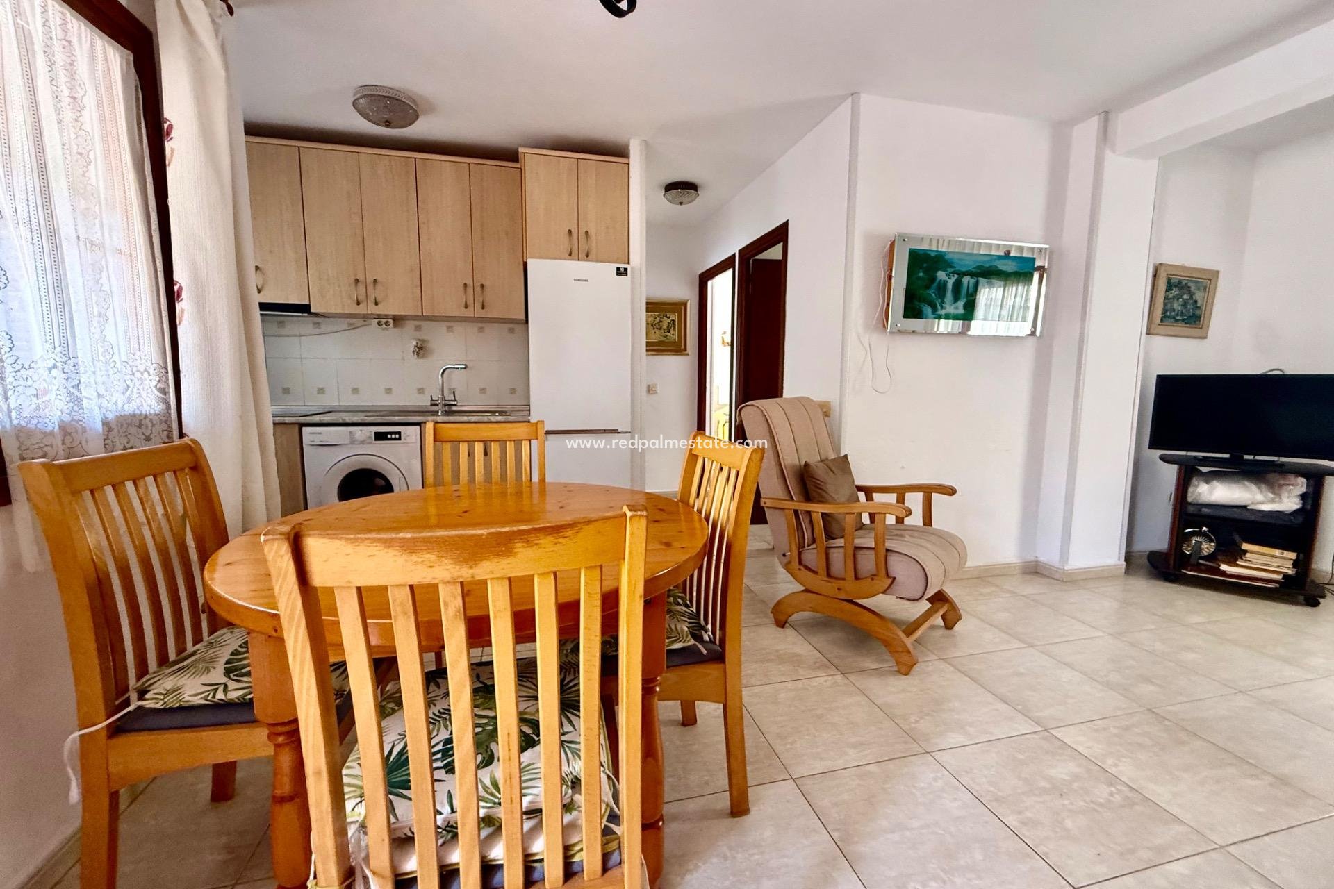 Revente - Appartement -
Torrevieja - Los Europeos