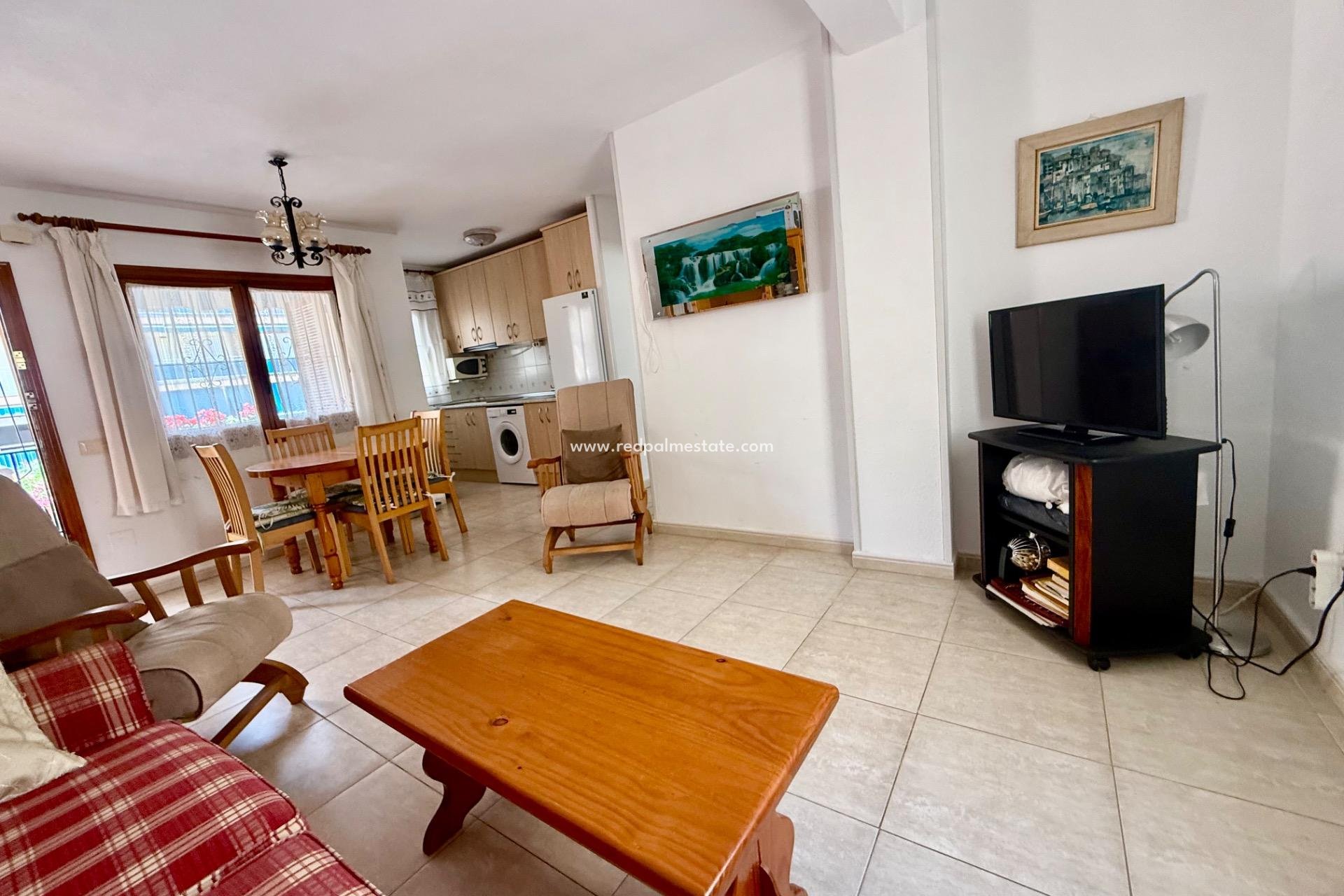 Revente - Appartement -
Torrevieja - Los Europeos