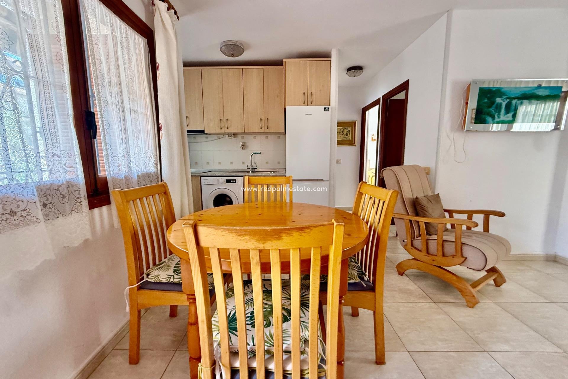 Revente - Appartement -
Torrevieja - Los Europeos
