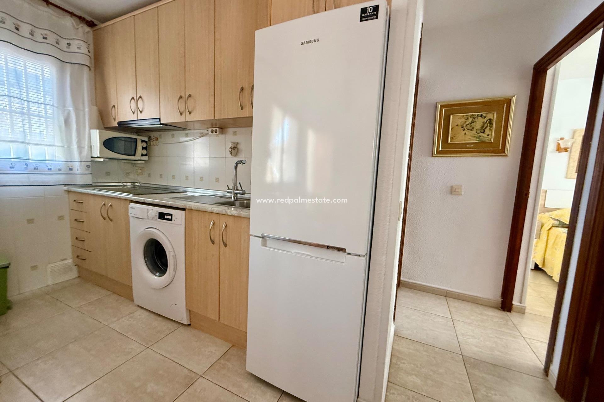 Revente - Appartement -
Torrevieja - Los Europeos