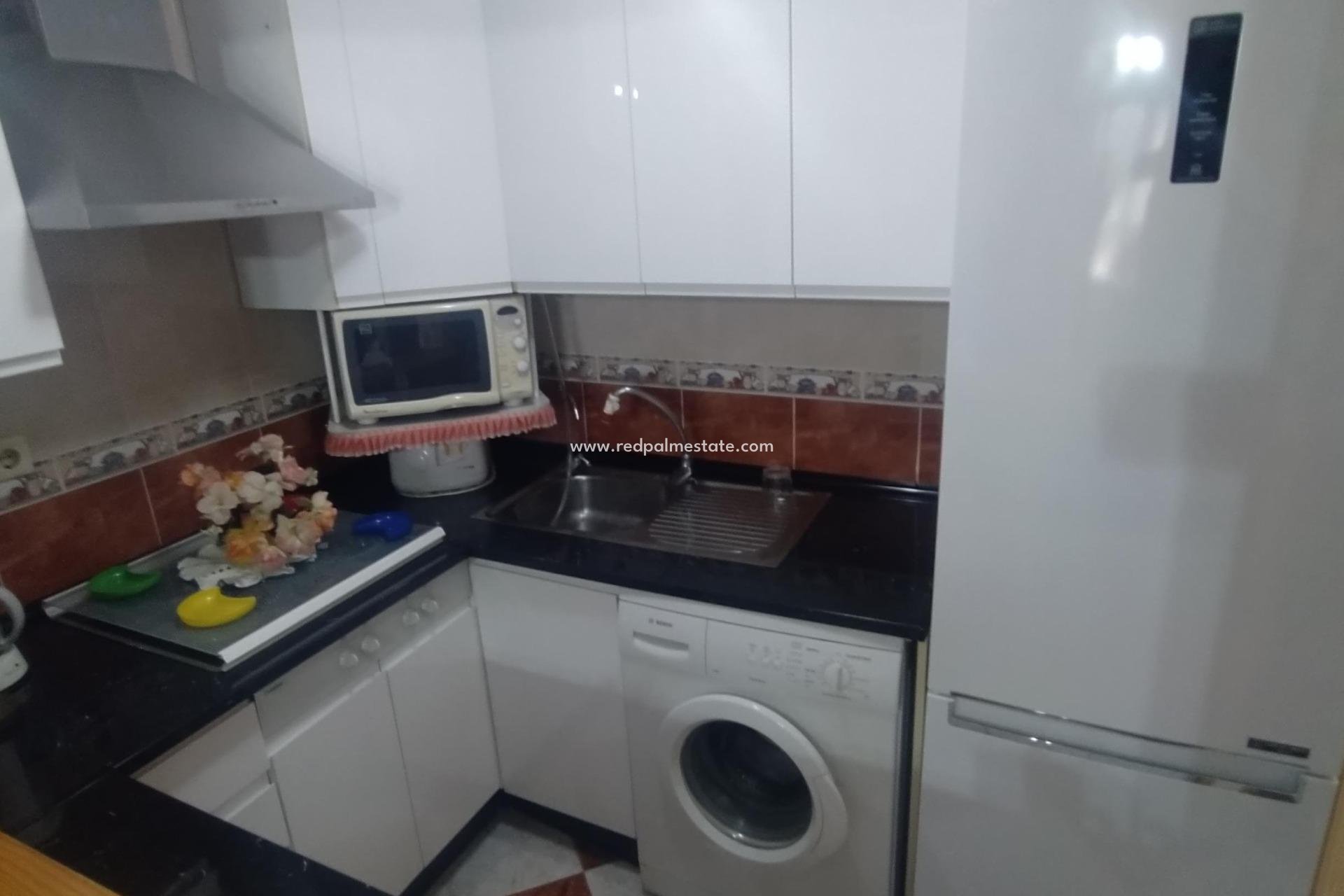 Revente - Appartement -
Torrevieja - Los Europeos