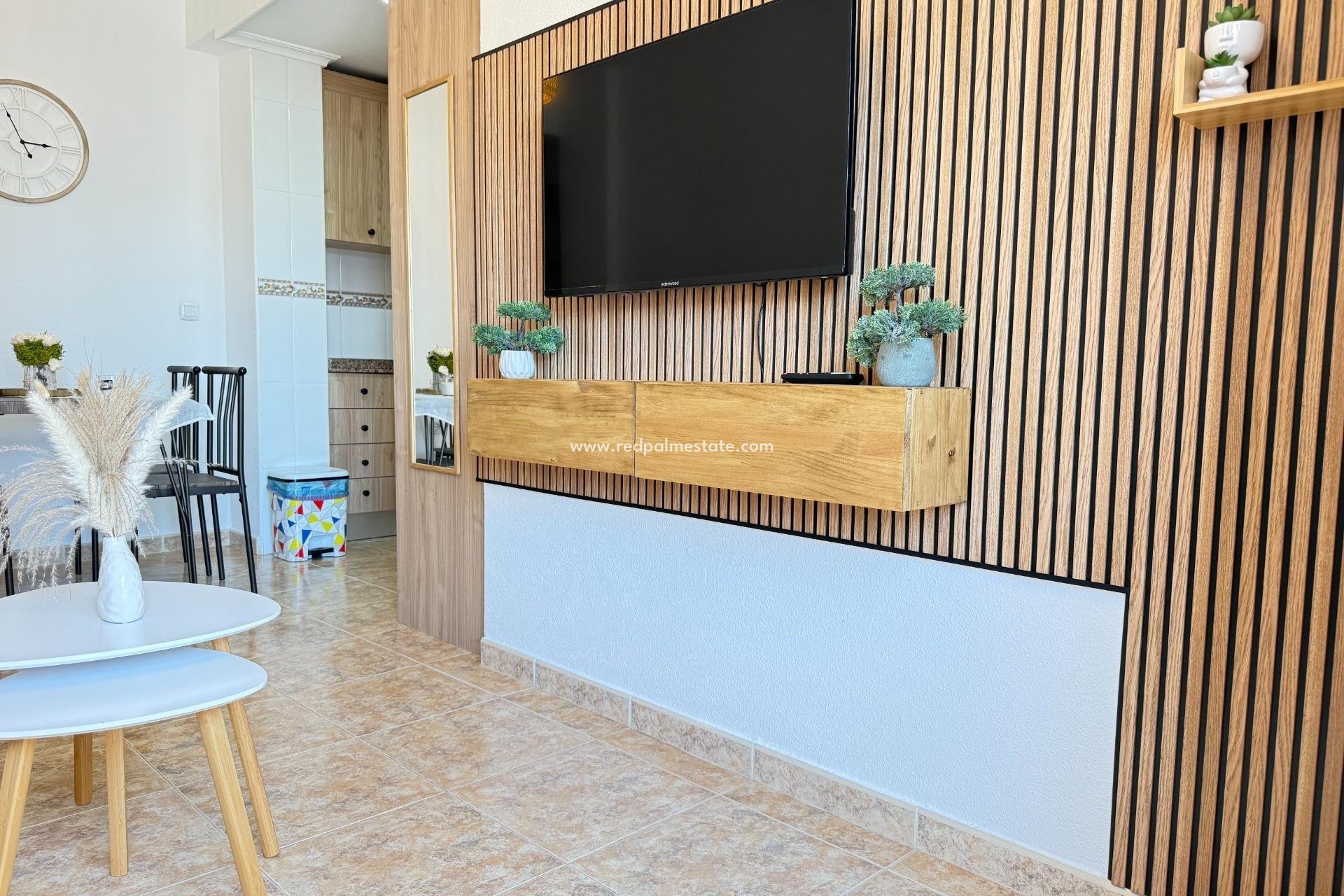 Revente - Appartement -
Torrevieja - Los Europeos