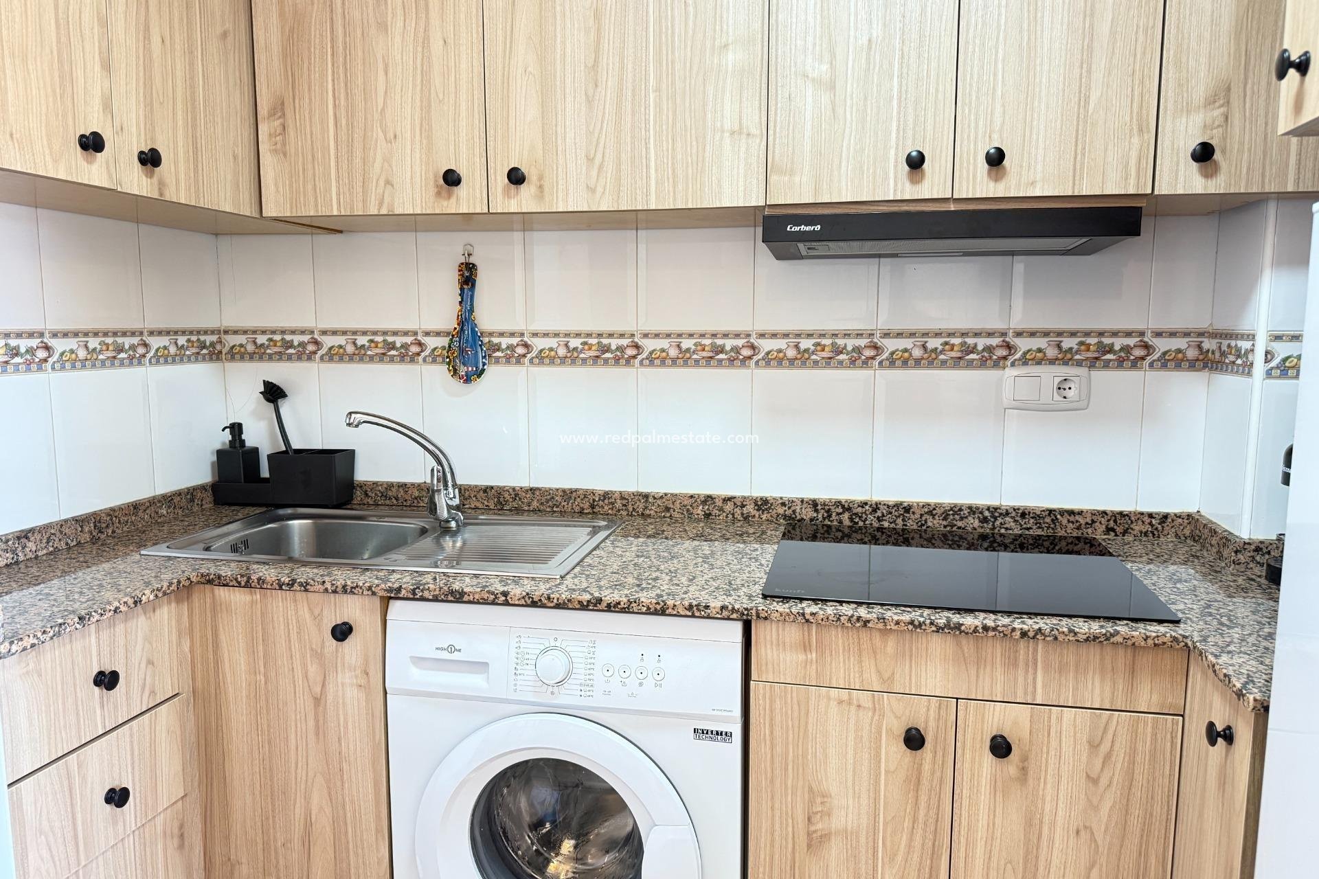 Revente - Appartement -
Torrevieja - Los Europeos