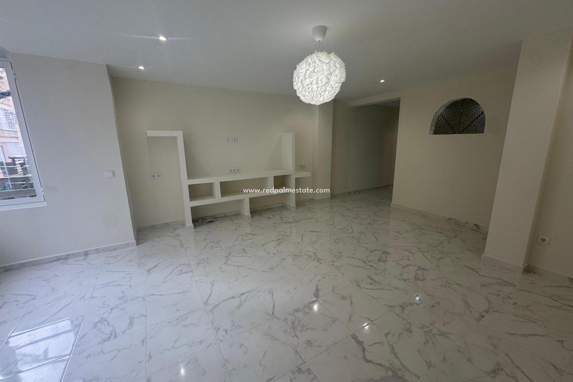 Revente - Appartement -
Torrevieja - Muelle Pesquero