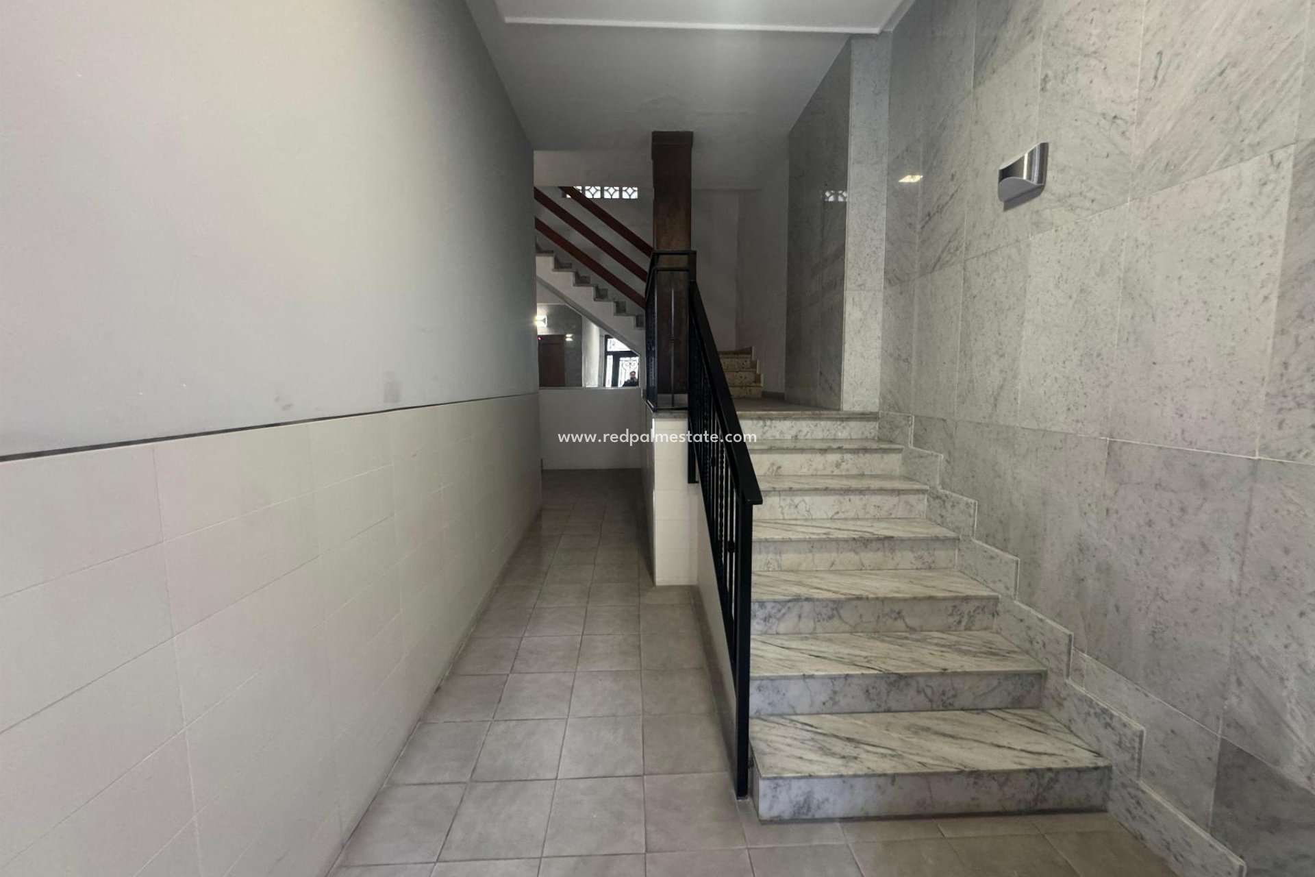 Revente - Appartement -
Torrevieja - Muelle Pesquero