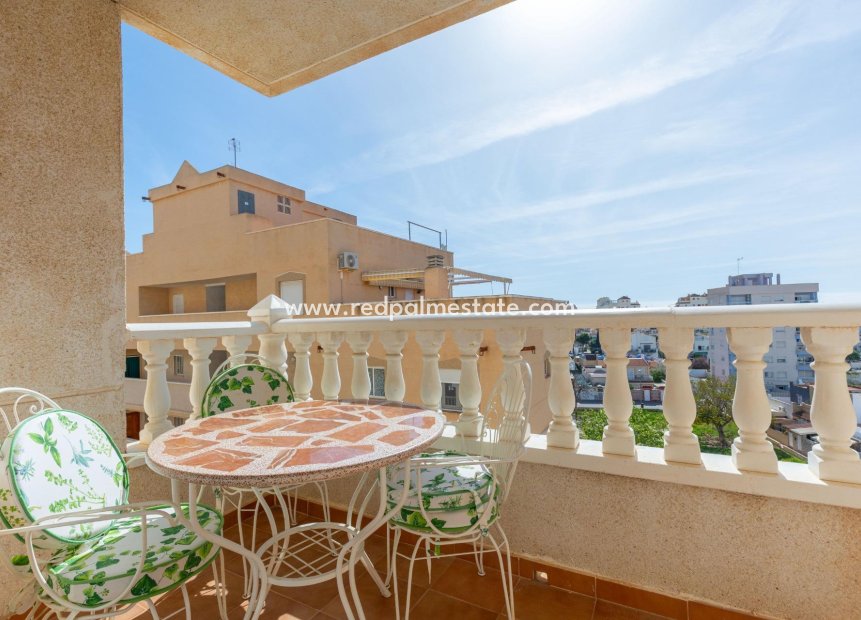 Revente - Appartement -
Torrevieja - Nueva Torrevieja - Aguas Nuevas