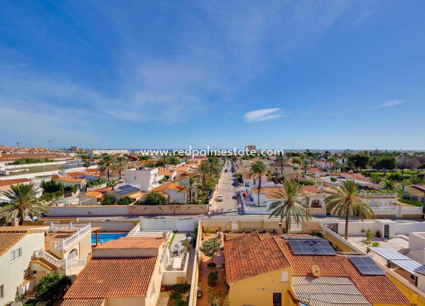 Revente - Appartement -
Torrevieja - Nueva Torrevieja - Aguas Nuevas