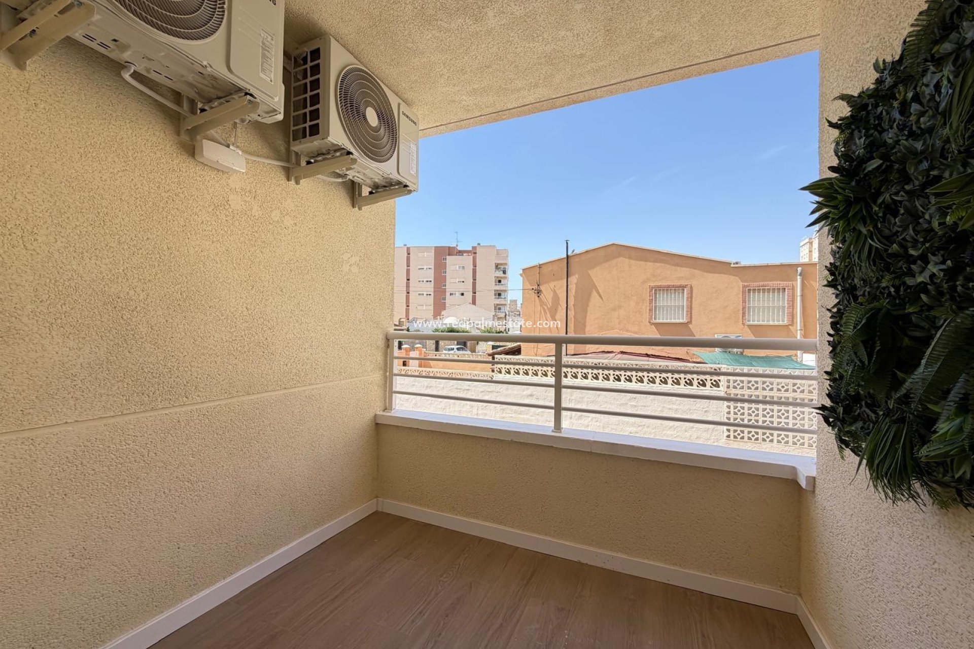 Revente - Appartement -
Torrevieja - Nueva Torrevieja - Aguas Nuevas