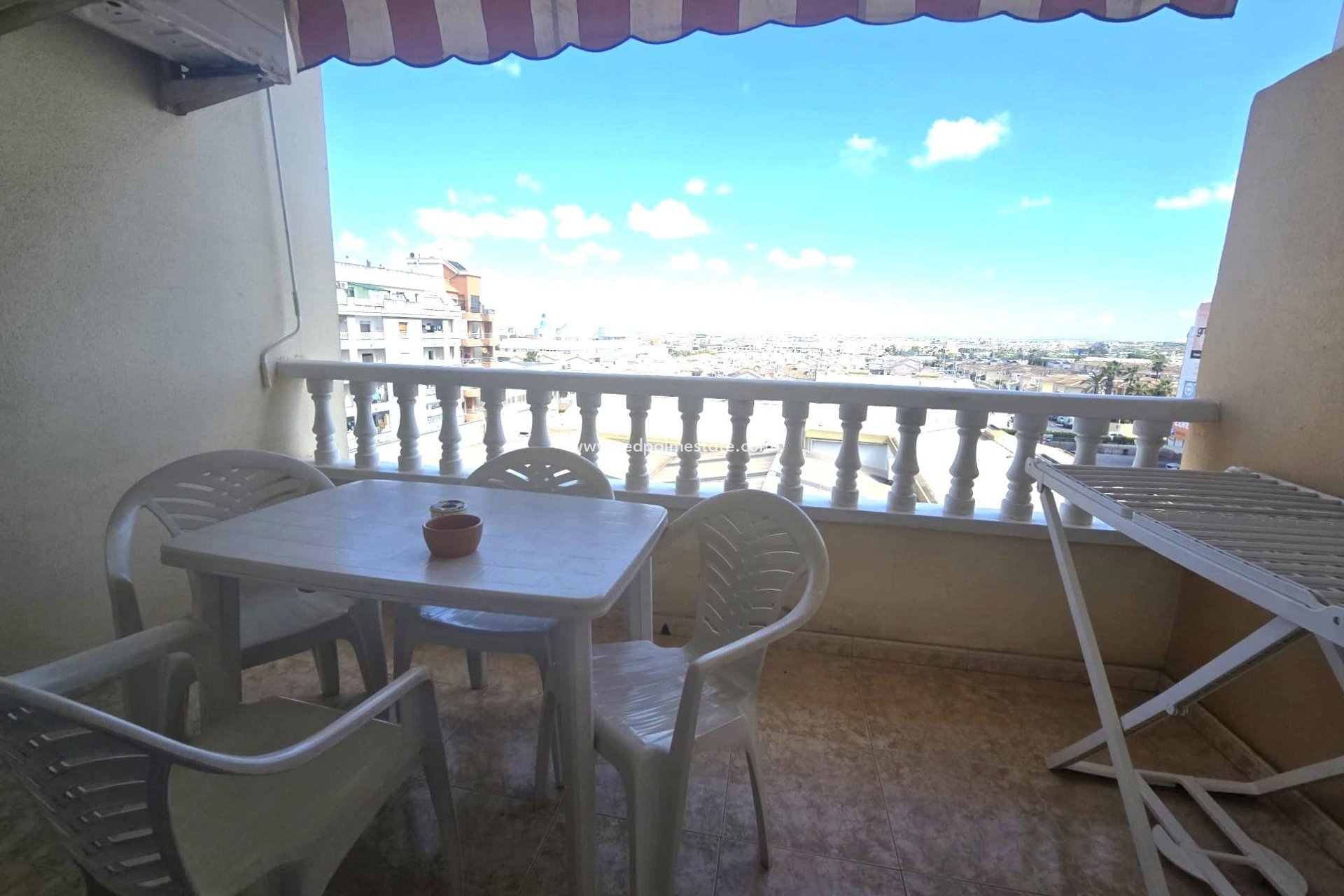 Revente - Appartement -
Torrevieja - Parque las naciones