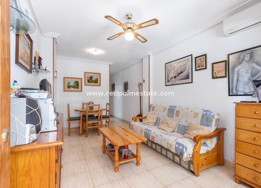 Revente - Appartement -
Torrevieja - Parque las naciones