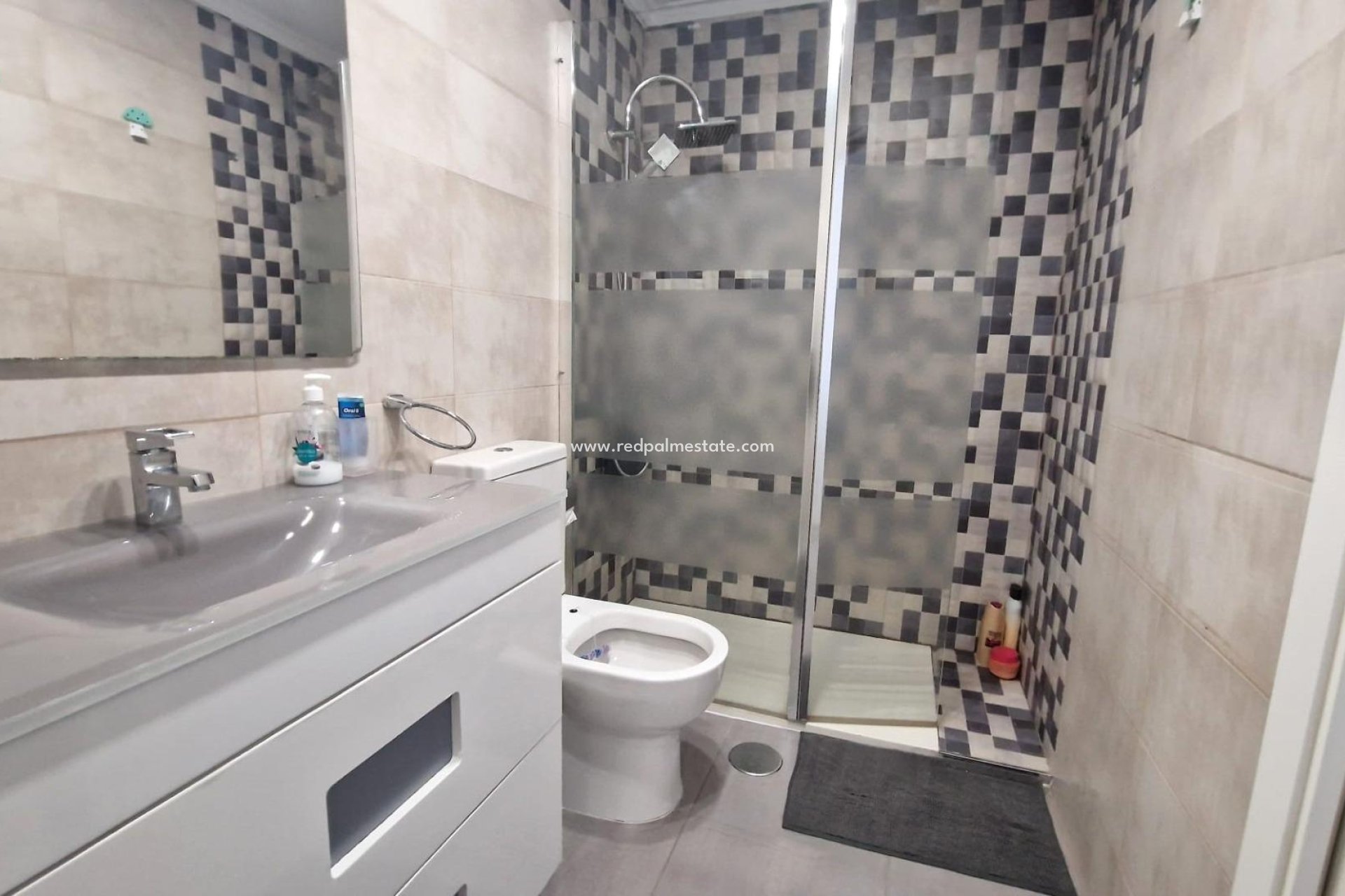 Revente - Appartement -
Torrevieja - Parque las naciones